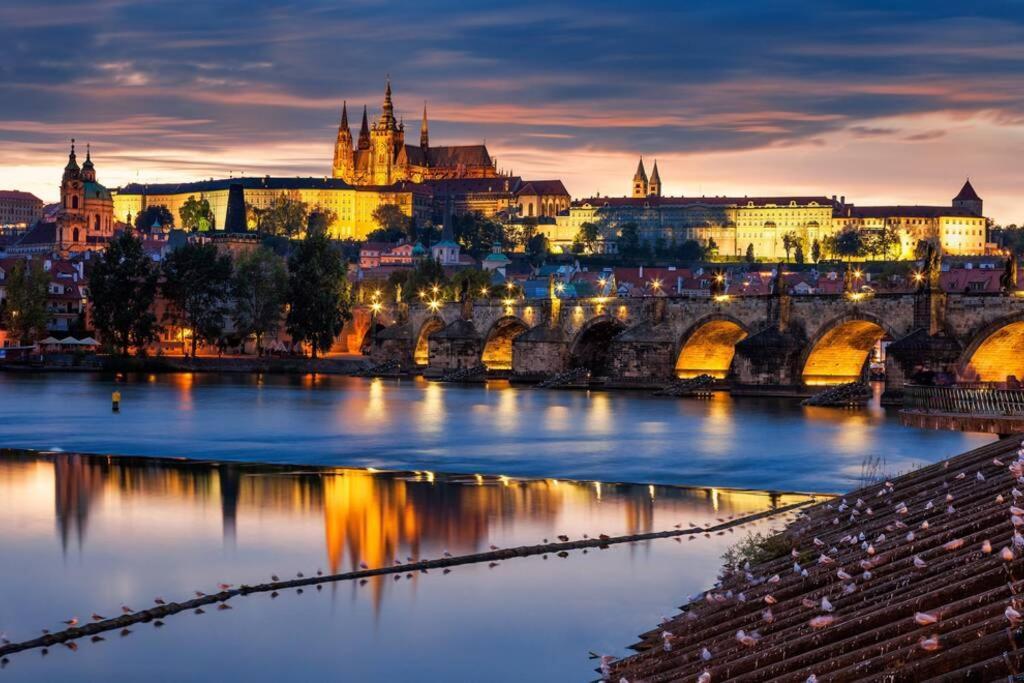 Room In Apartment Prague 3 Экстерьер фото